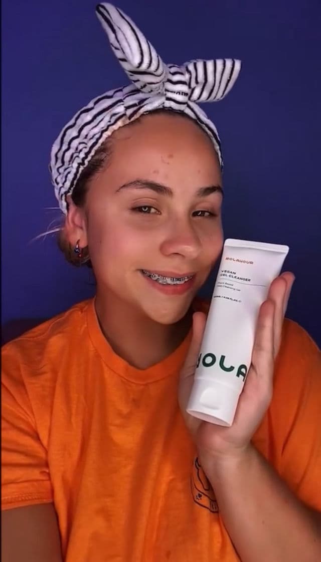 NolaHour Vegan Gel Cleanser review photo by HayGrooves