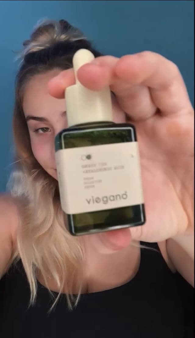 Viegano Green Tea + Hyaluronic Acid review photo by HayGrooves