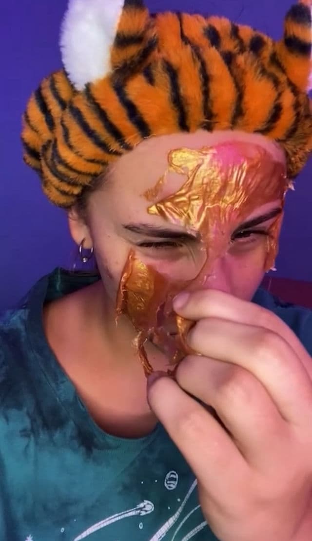 I Dew Care Gold Kitten Revitalizing Peel-off Mask review photo by HayGrooves