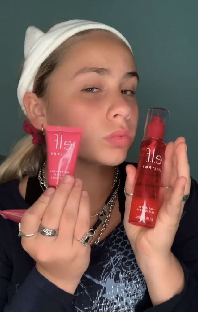 e.l.f. Cosmetics Jelly Pop Water Gel Moisturizer review photo by HayGrooves