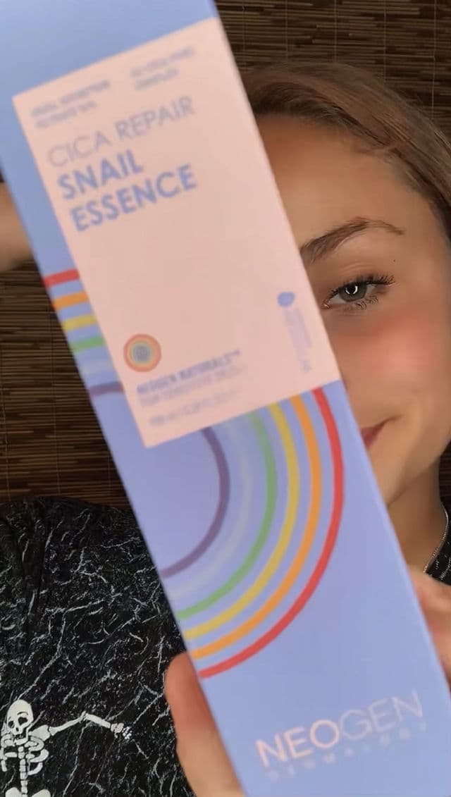 NEOGEN Dermalogy Cica Repair Snail Essence review photo by HayGrooves
