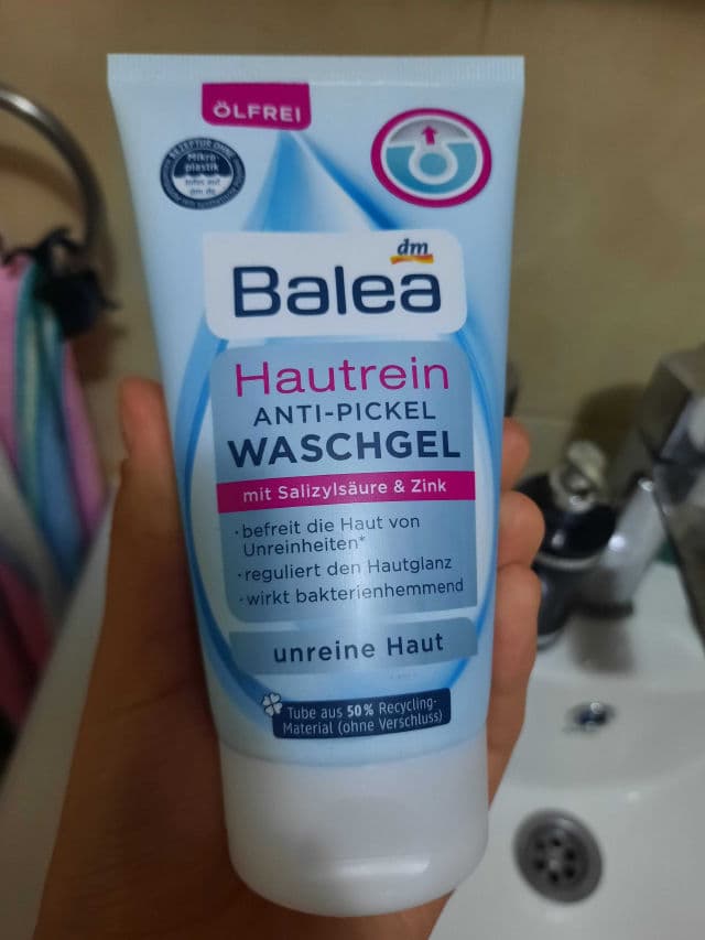 Balea Hautrein Anti-Pickel Waschgel review photo by ta3arq