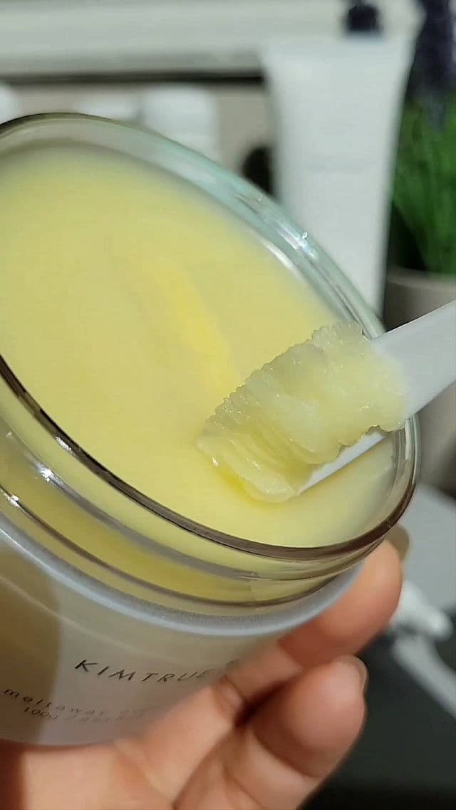 Kimtrue Makeup Meltaway Cleansing Balm review photo by JillF