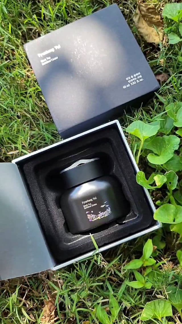 Pyunkang Yul Black Tea Enriched Cream review photo by JillF