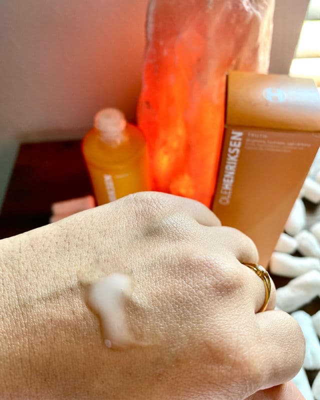 Ole Henriksen Barrier Booster Orange Ferment Vitamin C Essence review photo by shinymn