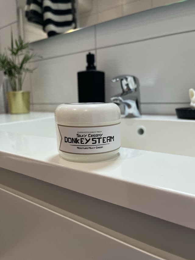 ELIZAVECCA Silky Creamy Donkey Steam Moisture Milky Cream review photo by helenaamyhre