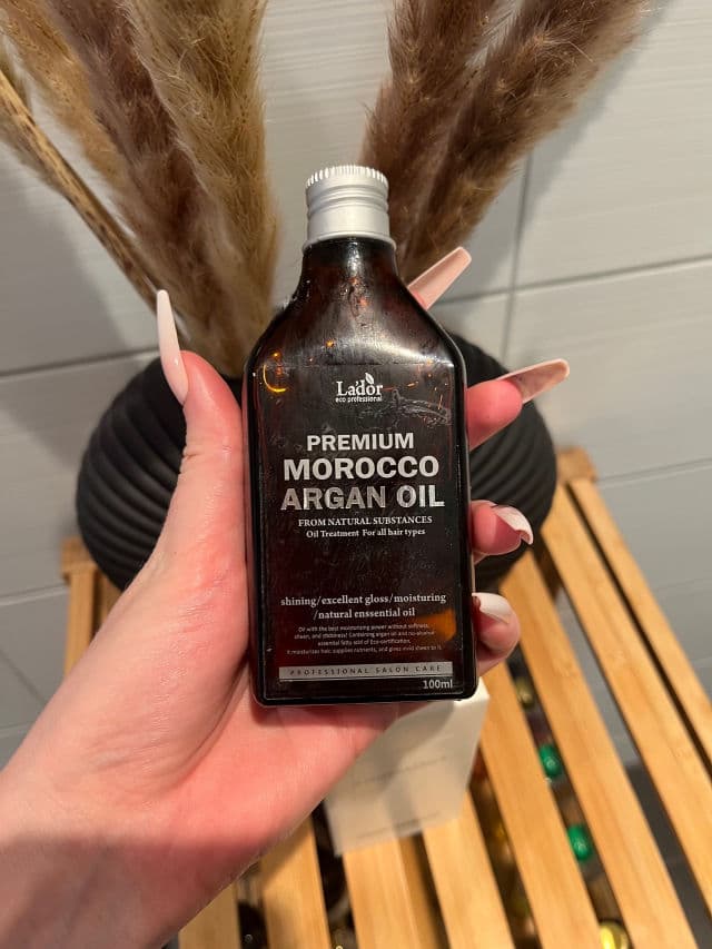 LADOR Premium Morocco Argan Oil review photo by helenaamyhre