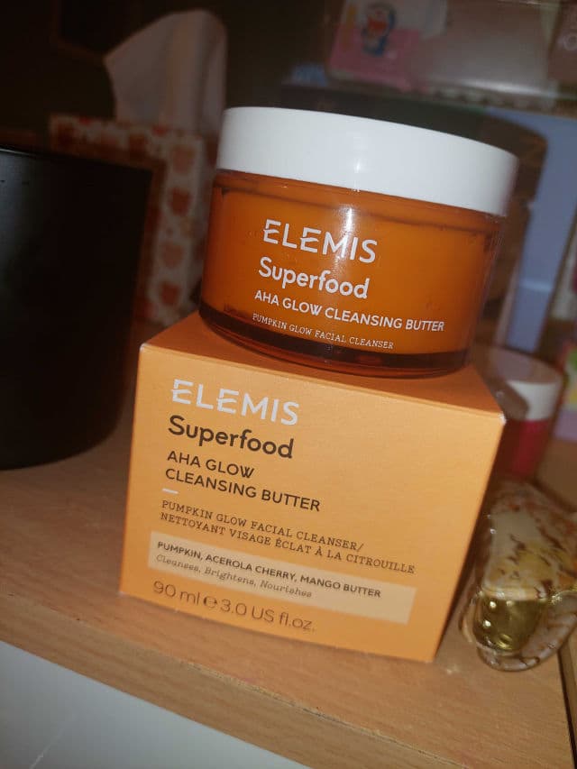 Elemis Superfood AHA Glow Cleansing Butter review photo by browneyedgab