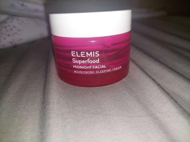 Elemis Superfood Midnight Facial Sleeping Cream review photo by browneyedgab