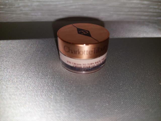 Charlotte Tilbury Magic Eye Rescue review photo by browneyedgab