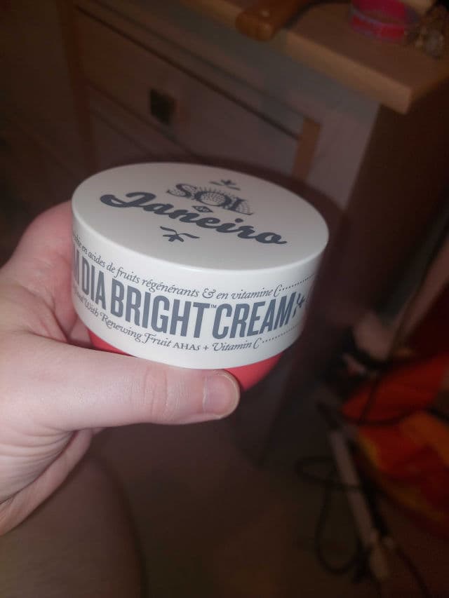 Sol de Janeiro Bom Dia Bright Cream review photo by browneyedgab
