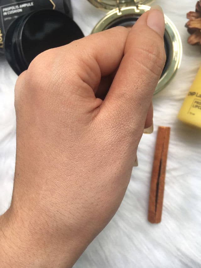 CNP Laboratory Propolis Ampule In Cushion SPF50+ PA+++ review photo by danang