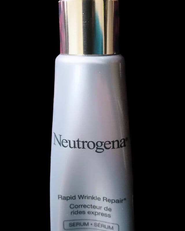 Neutrogena Rapid Wrinkle Repair Serum review photo by Mucci
