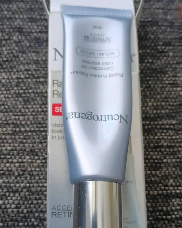 Neutrogena Rapid Wrinkle Repair Serum review photo by Mucci