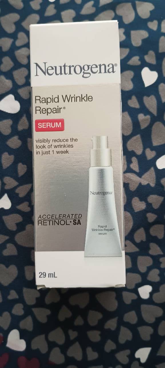 Neutrogena Rapid Wrinkle Repair Serum review photo by Mucci