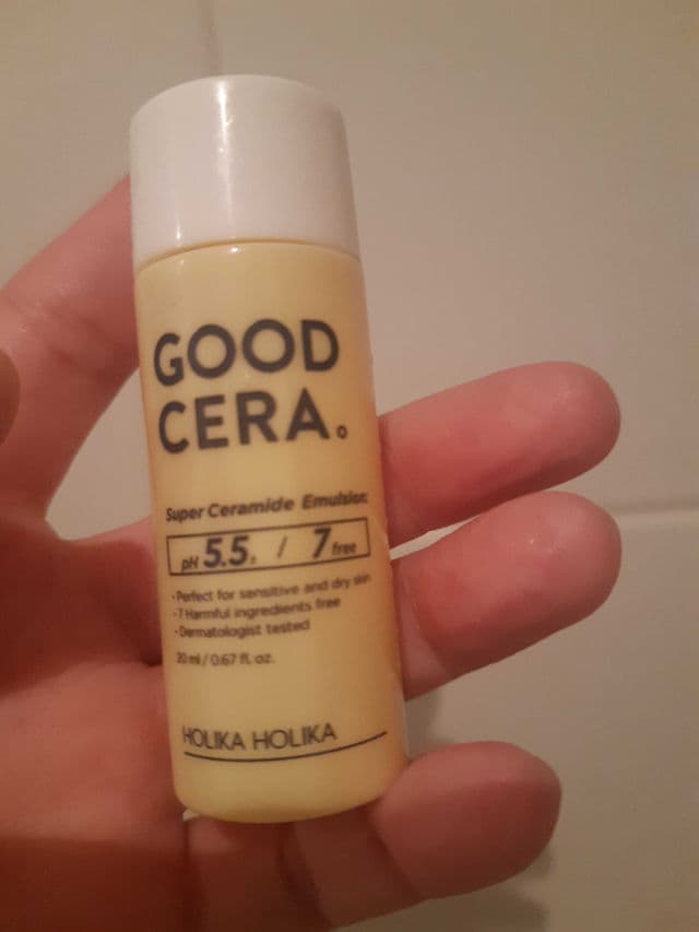 HOLIKA HOLIKA Good Cera Super Ceramide Emulsion review photo by LaDaniLara