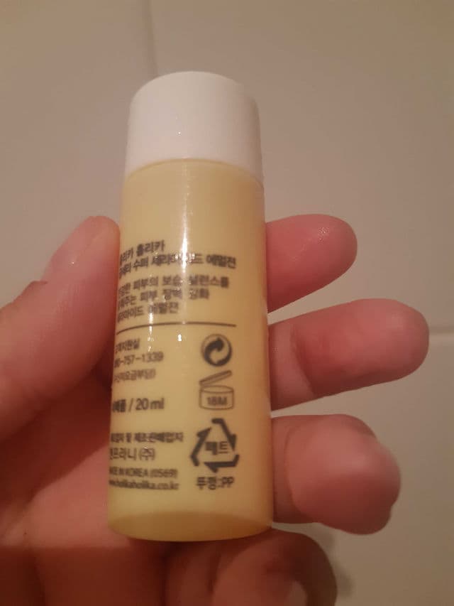 HOLIKA HOLIKA Good Cera Super Ceramide Emulsion review photo by LaDaniLara