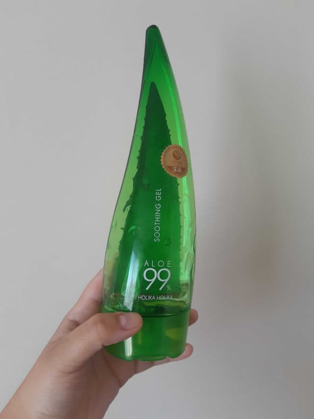 HOLIKA HOLIKA Aloe 99% Soothing Gel review photo by LaDaniLara