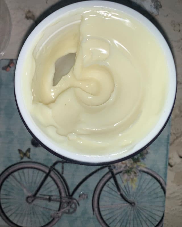 ZealSea Advanced Retinol Moisturizer review photo by Oilyskincare