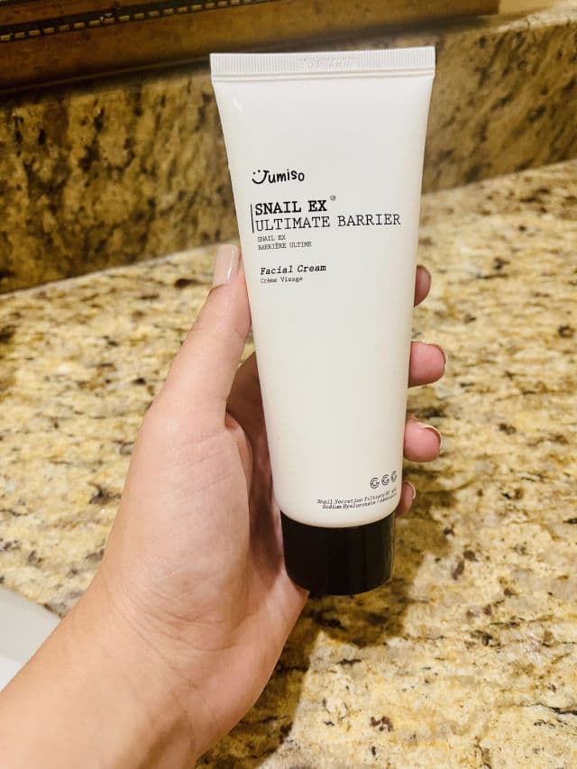 Jumiso Snail EX Ultimate Barrier Facial Cream review photo by Nanireviews