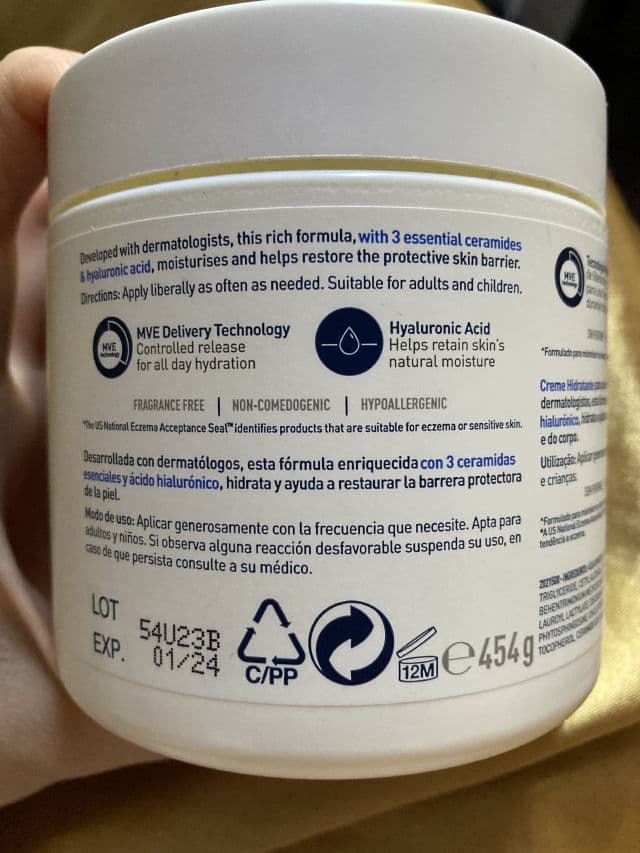 Creme Hidratante (Hydrating Cream) product review