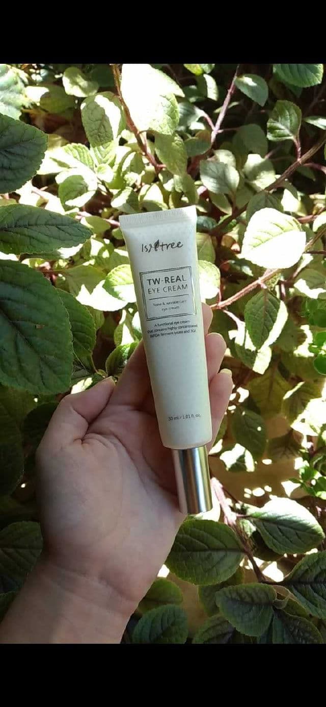 ISNTREE TW-Real Eye Cream review photo by ctttt19