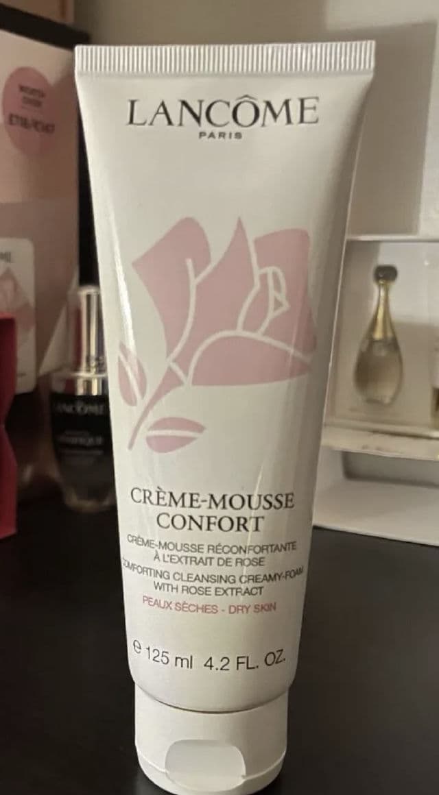 Lancome Creme Mousse Confort Creamy Cleanser review photo by sawsensaad