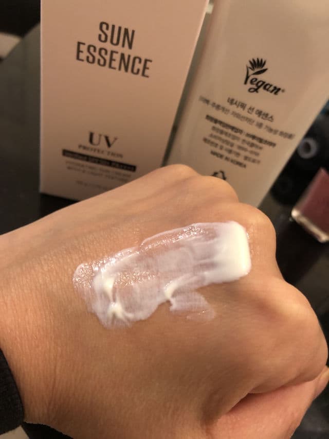 Nacific Vegan Sun Essence SPF50+ PA++++ review photo by l88exa
