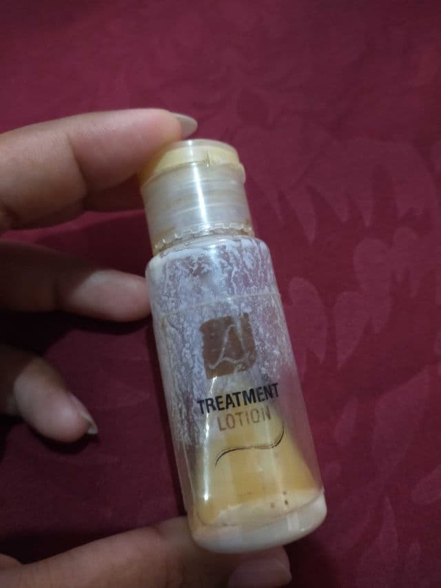 Larissa Acne Lotion review photo by hendy