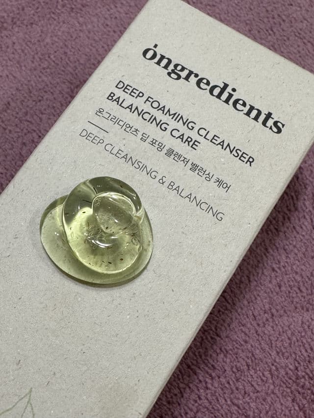 Ongredients Deep Foaming Cleanser Balancing Care  review photo by christidiane