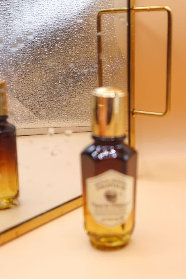 SKINFOOD Royal Honey Propolis Enrich Essence review photo by adinaikai