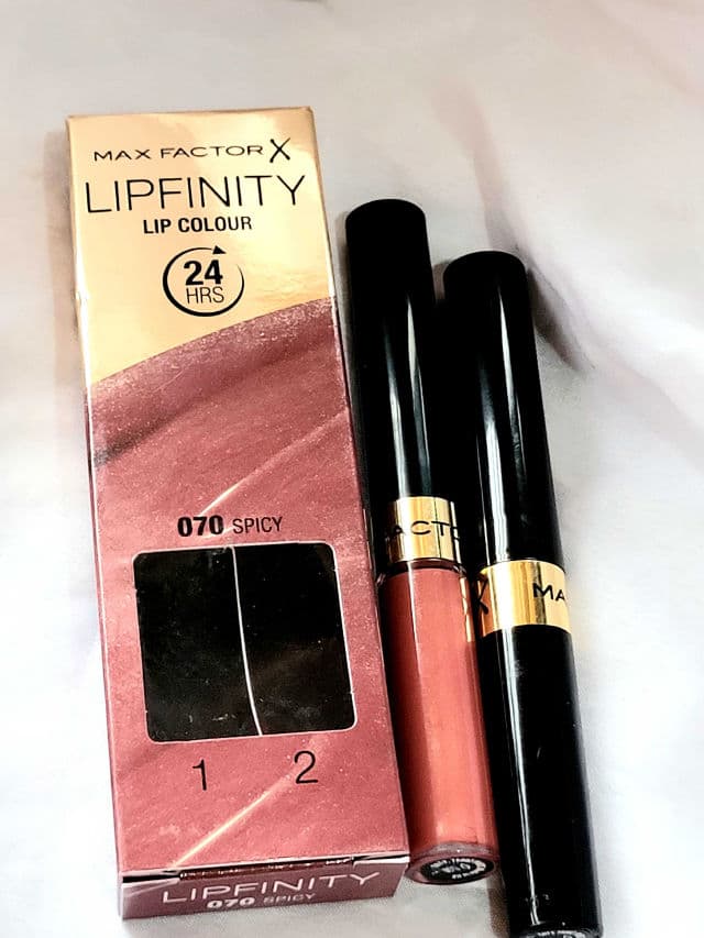 Max Factor Lipfinity Lip Color review photo by sparklesandnargles