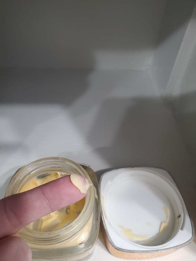 L'Oreal Paris Age Perfect Hydra Nutrition Honey Day Cream review photo by prairielife204