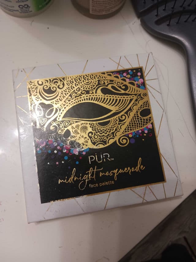 PÜR Midnight Masquerade Eyeshadow Palette review photo by ProVanityFX