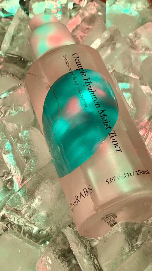 12GRABS Octuple Hyaluron Moist Toner review photo by makeupartistmya