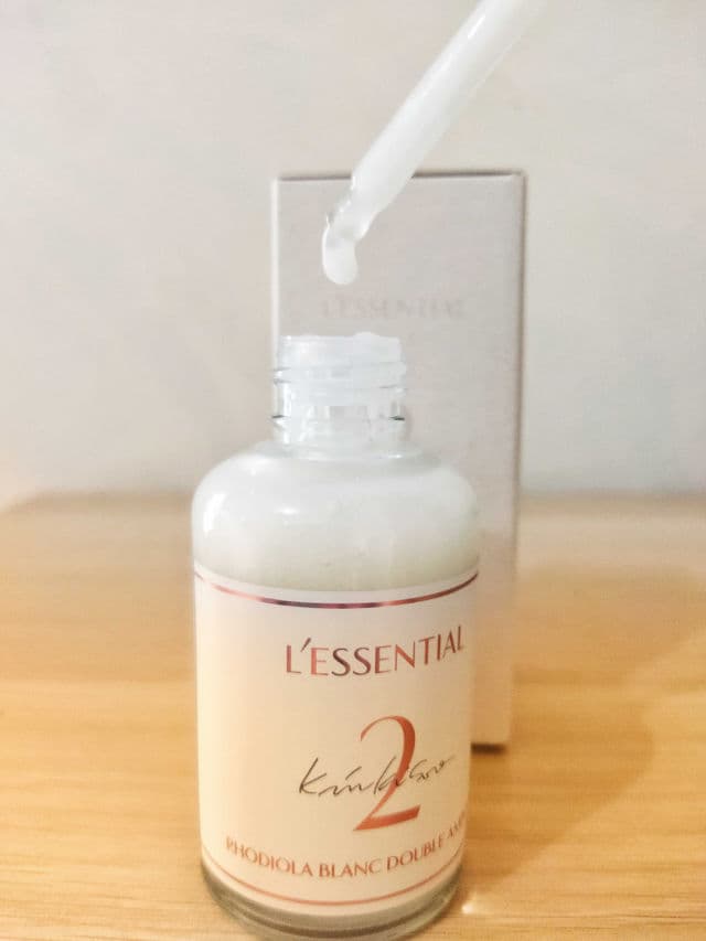 L'ESSENTIAL Rhodiola Double Blanc Ampoule review photo by Chantiara