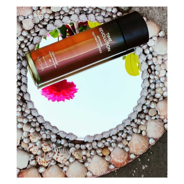 MISSHA Time Revolution Artemisia Treatment Essence review photo by skincarewithbookworm