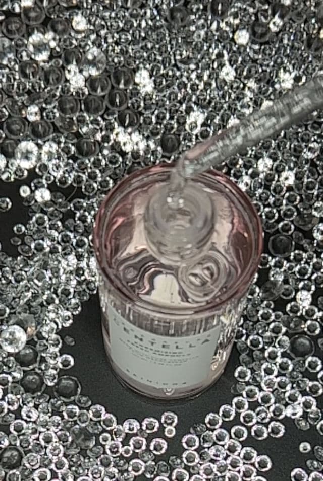 SKIN1004 Madagascar Centella Poremizing Fresh Ampoule review photo by Foxie1979