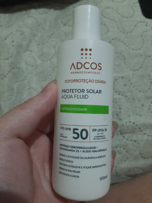 Adcos Professional Protetor Solar Aqua Fluid Incolor FPS 50 review photo by AyameKiryuu