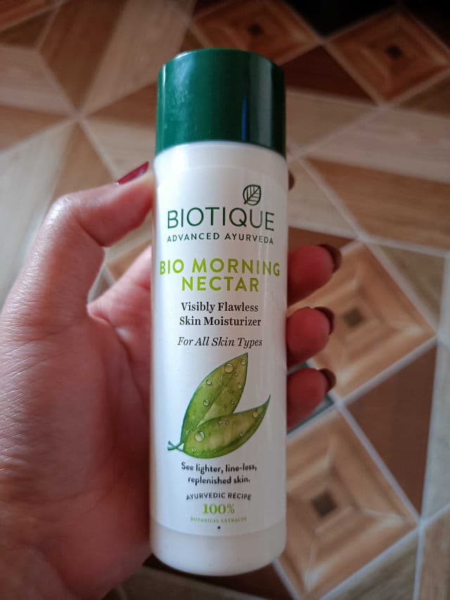Biotique Morning Nectar Visibly Flawless Skin Moisturizer review photo by Tagiyo