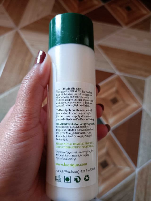 Biotique Morning Nectar Visibly Flawless Skin Moisturizer review photo by Tagiyo