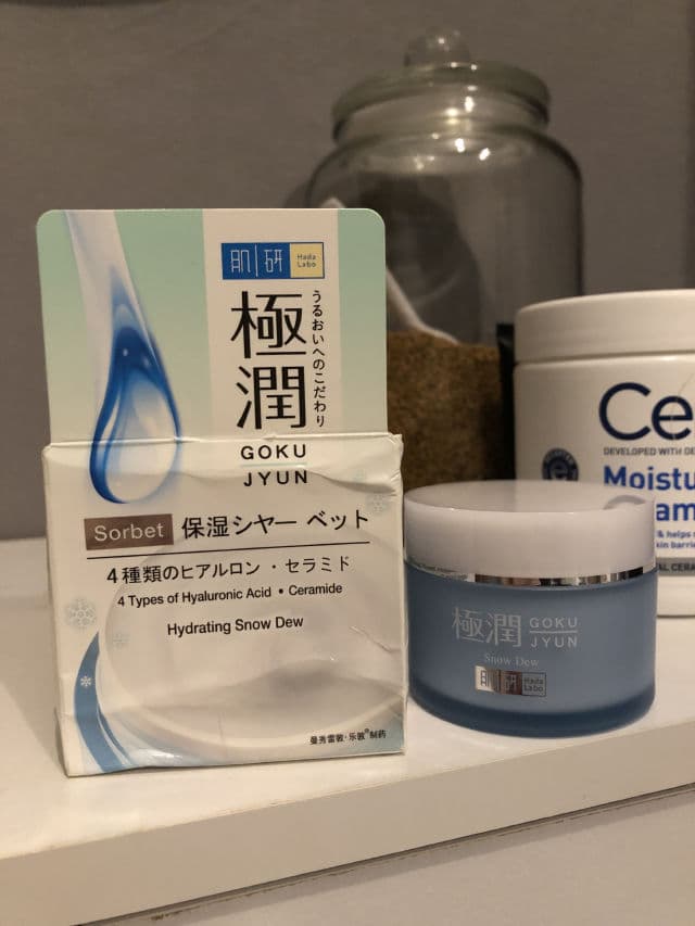 Hada Labo Hydrating Snow Dew review photo by adyzu