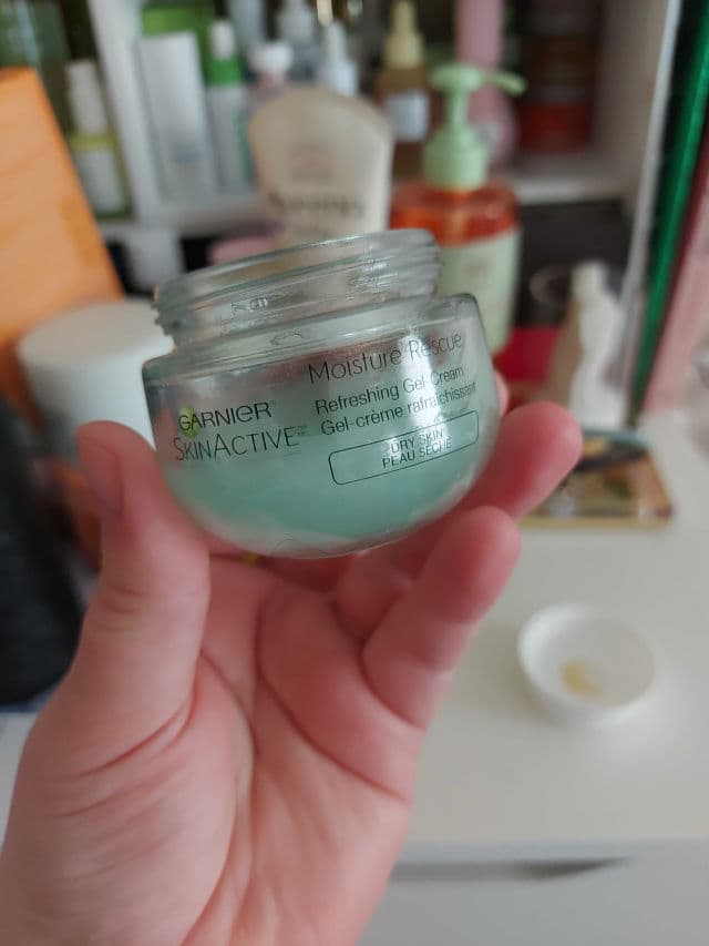 Garnier SkinActive Moisture Rescue Normal/Combo Skin review photo by villemo20