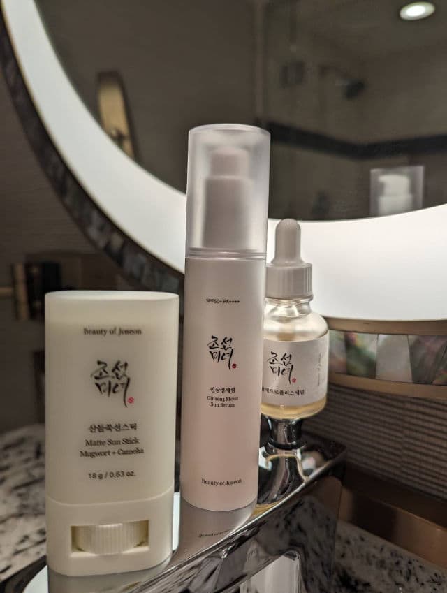 BEAUTY OF JOSEON Ginseng Moist Sun Serum SPF50+ PA++++ review photo by olaleks