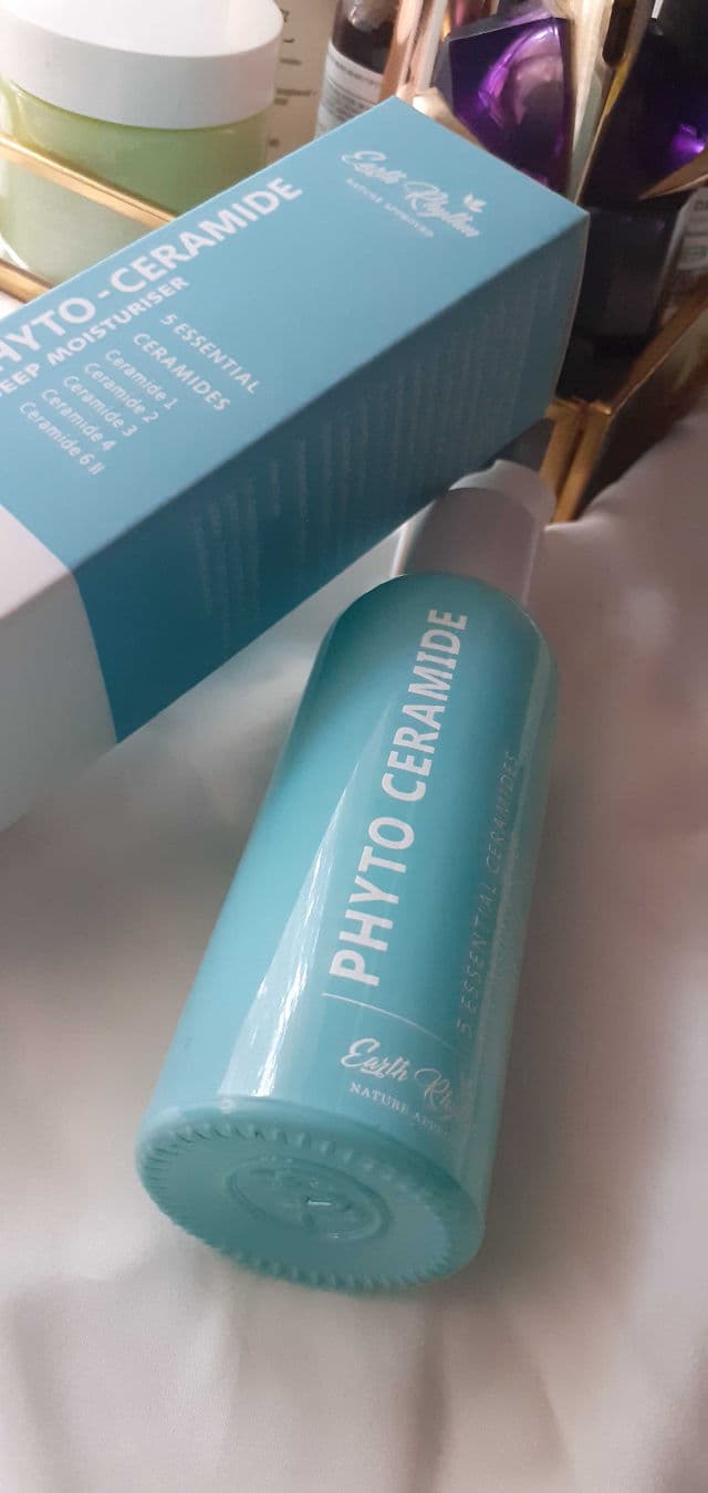 Earth Rhythm Phyto-Ceramide Deep Moisturiser review photo by GayathriV
