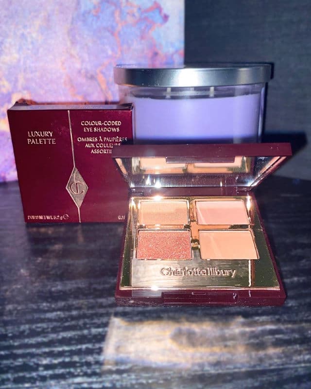 Charlotte Tilbury Luxury Palette - Pillow Talk review photo by Blondejovi