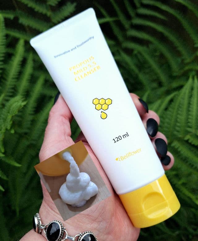 Bellflower Propolis Mild 5.5 Cleanser review photo by Mandie73w