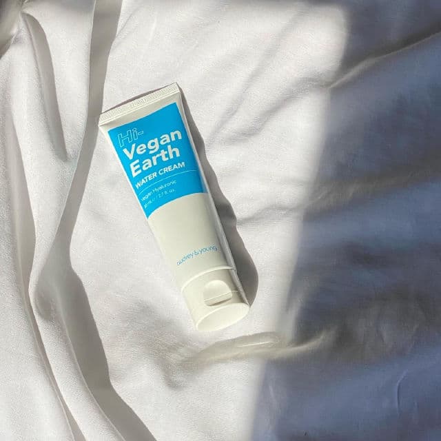 Audrey & Young Hi Vegan Earth Water Cream review photo by Dewologyyy
