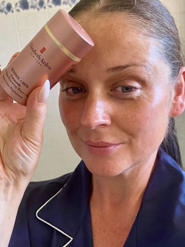 Elizabeth Arden Retinol + HPR Ceramide Rapid Skin-Renewing Water Cream review photo by missionhydration