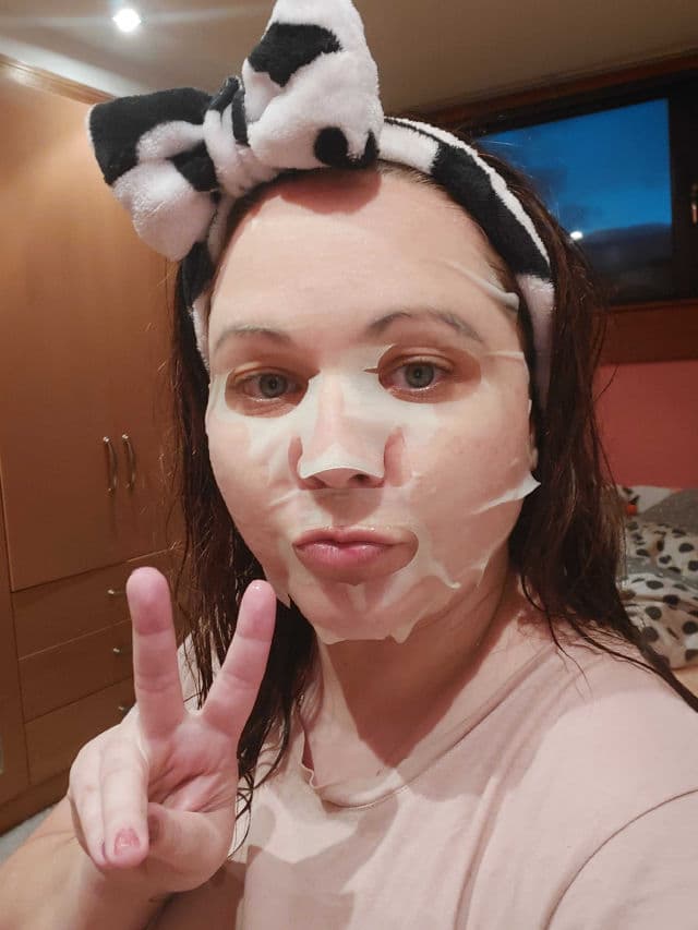The Body Shop Drops of Youth Sheet Mask review photo by Rebekka10